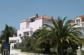Villa Avantgarde