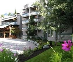 Tantalus Resort Lodge