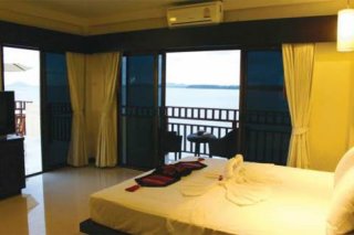 Lanta All Seasons Beach Resort