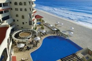 Avalon Grand Cancun