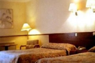 County Hotel
