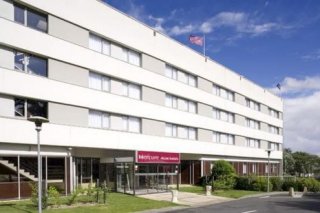 Hotel Mercure  Lac De Maine