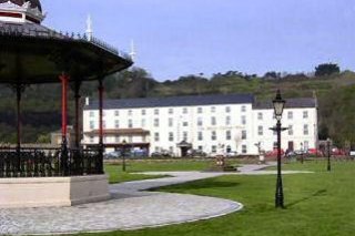 Walter Raleigh Hotel