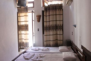 '' Rooms