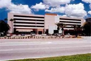 Ramada Westshore  Airport