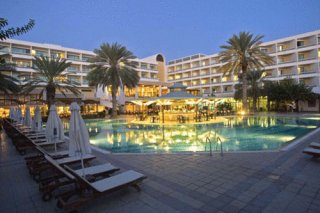 Pioneer Beach Hotel