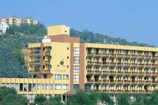West Ada Inn Hotel