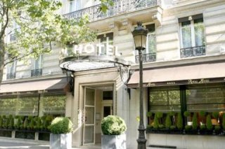 Royal Hotel