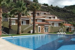 La Muralla Apartamentos