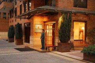 Plaza El Bosque Suites