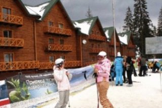ZimaSnow Ski & Spa Club