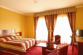 Laroba Hotel