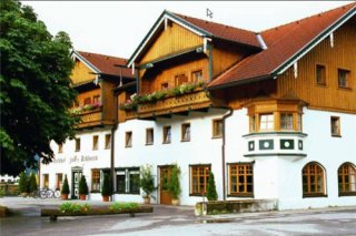 Hotel Gasthof zum Schluxen
