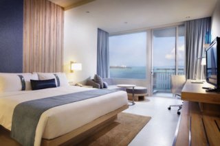 Holiday Inn