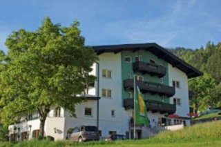 Gasthof Eberleiten-Jugend-& Aktivhotel