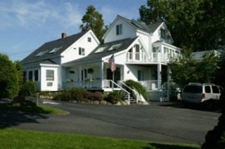 Glen Cove Inn & Suites