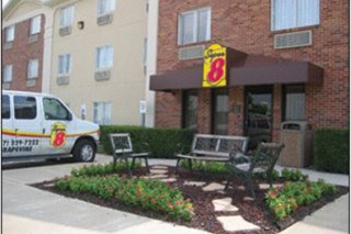 Super 8 Hotel /DFW Airport