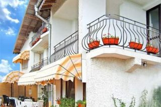 Guest House Delphini