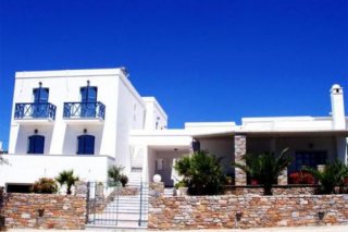 Manos Apartments