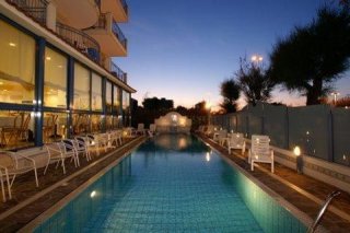 Hotel Ascot