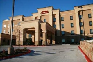 Hampton Inn & Suites