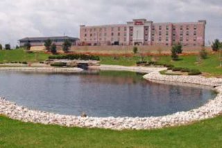 Hampton Inn & Suites