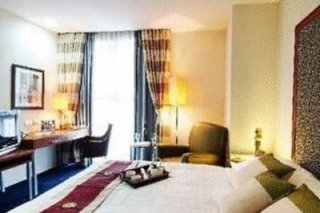 Greenhills Elan Hotel Modern