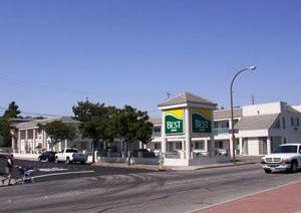 America's Best Inn & Suites -