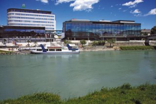 Holiday Inn
