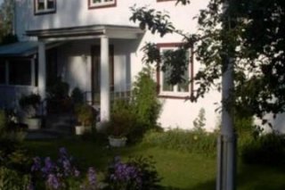 Villa Fuchsia Bed & Breakfast
