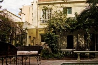 L'Ambassade Petit Hotel