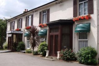 Firs Hotel & Restaurant