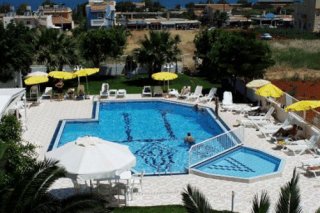 Manolis Apartments