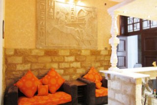 Travelers House Hotel