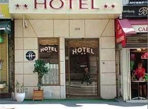 Marciano Hotel Gare du Nord