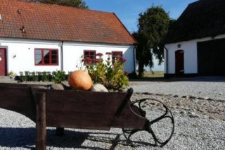 Bed & Breakfast Lyckebo Gård