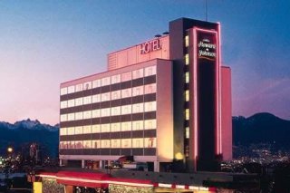 Howard Johnson Plaza Hotel