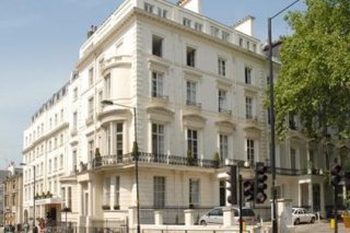 Royal Eagle Hotel