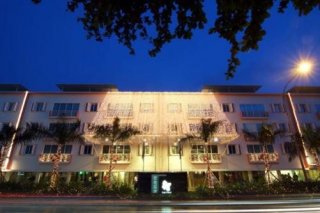 Link Hotel