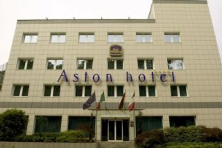 Aston Hotel