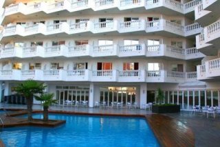 Hotel Bernat II