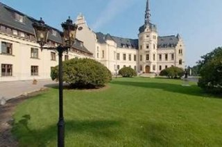 Schlosshotel