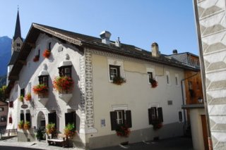Hotel Engiadina
