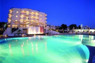 Sisus Hotel