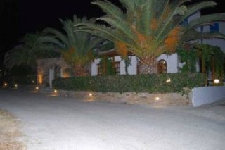 Dilino Hotel Studios