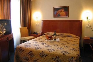 Marina Hotel