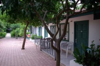 Mutlu Motel