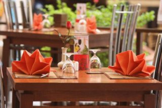 Eastiny Plaza Hotel