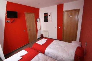 Hostal Abril