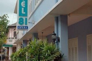 Hotel 81 Opera